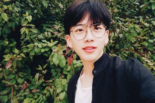 网红文赫和丝爷吃瓜,一场吃瓜盛宴背后的故事