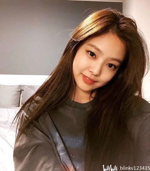 肖战倪妮最新爆料图片高清,甜蜜互动引粉丝热议 第3张 肖战倪妮最新爆料图片高清,甜蜜互动引粉丝热议 第3张