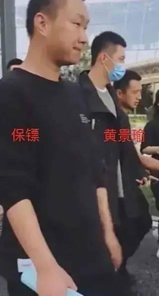 狗仔爆料男明星亲吻视频,男明星亲密亲吻视频曝光，真相揭秘  第3张