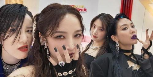 爆料大连小姐姐视频,视频走红引发热议！