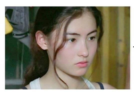 网友爆料张柏芝视频在线观看,真相究竟如何？